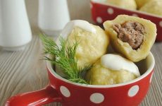 Картофельные клёцки с мясом: 3 рецепта
