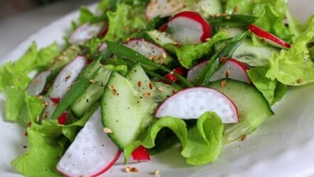 Вкусные весенние салаты: 10 простых рецептов с фото