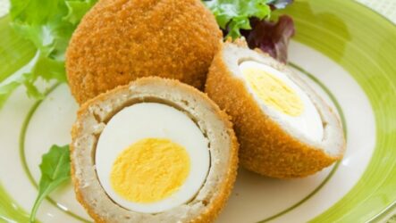 Рецепты с вареными яйцами: что приготовить?