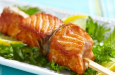 Шашлык из рыбы: 9 полезных рецептов