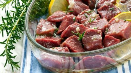 Маринад для свиного шашлыка: 10 рецептов
