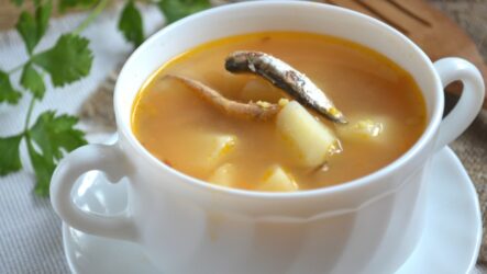Суп из кильки в томате: 8 простых рецептов