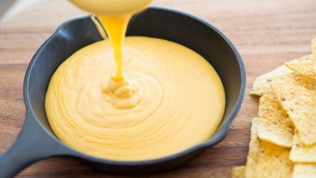 Сырный соус: 10 незаменимых рецептов