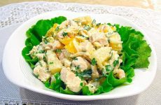 Салат с копченой курицей и ананасами: 8 рецептов к празднику