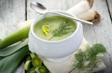 Суп с луком-пореем: 10 французских рецептов