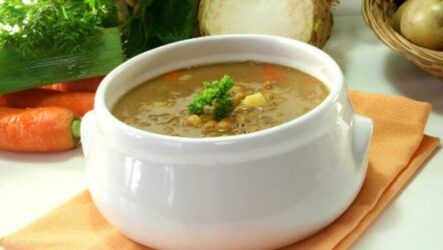 Суп с чечевицей и картофелем: 7 хороших рецептов