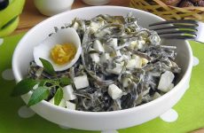Салат с морской капустой: 8 классных рецептов
