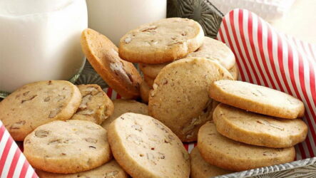 Рассыпчатое печенье на майонезе — 7 быстрых и простых рецептов