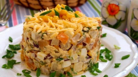 8 оригинальных рецептов салата с копченым сыром — пошаговые фото