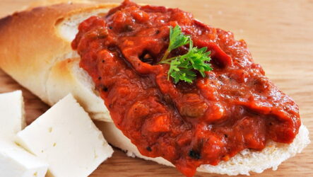 Лютеница — 8 рецептов, как приготовить знаменитый болгарский соус