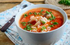 Рисовый суп с мясом — 8 отличных рецептов для всей семьи