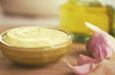 Айоли — 6 рецептов популярного чесночного соуса