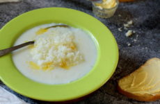 Молочный суп с рисом — 6 рецептов для полезного завтрака