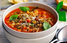 Суп Минестроне — 8 любимых рецептов в итальянском стиле