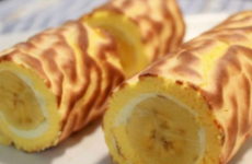Банановый рулет — 7 самых классных рецептов