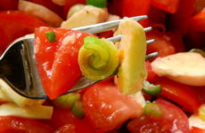 Закуска из помидоров и перца — 6 отличных рецептов