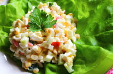 Быстрый крабовый салат — 7 классные простых рецептов