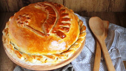 Курник в духовке — 7 рецептов знаменитого русского пирога