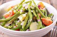 Салат с зеленой стручковой фасолью — 8 свежих рецептов