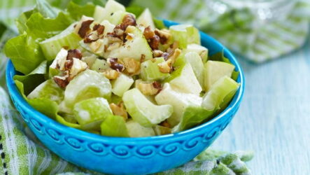 Салат с зеленым яблоком — 8 пошаговых рецептов