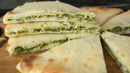 Осетинский пирог с зеленью — 6 традиционных рецептов