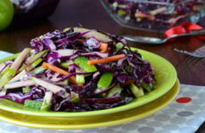 Салаты из фиолетовой капусты — 7 рецептов с пользой
