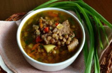 Суп из чечевицы с мясом — 7 рецептов сытного обеда