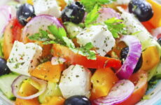 Салат с сыром фетакса — 7 легких свежих рецептов