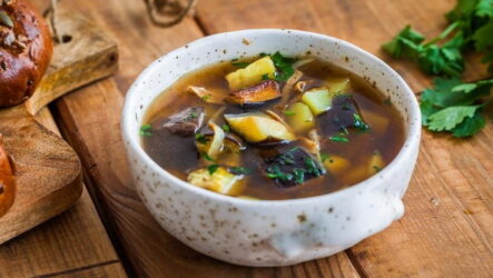 Суп с баклажанами — 8 рецептов овощного супчика