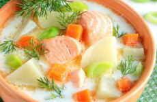 Суп из лосося — 7 любимых рецептов