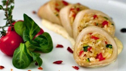Фаршированные рисом кальмары — 8 праздничных рецептов с фото