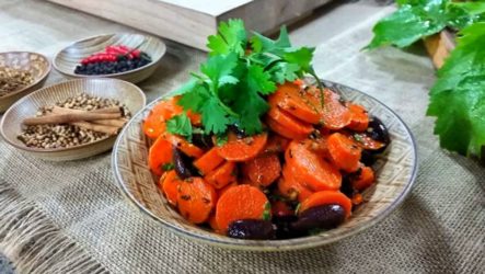 Салат из вареной моркови — 8 сытных домашних рецептов