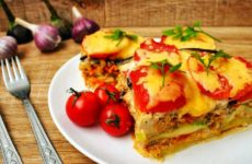 Картофельная запеканка с помидорами — 7 сытных фото-рецептов